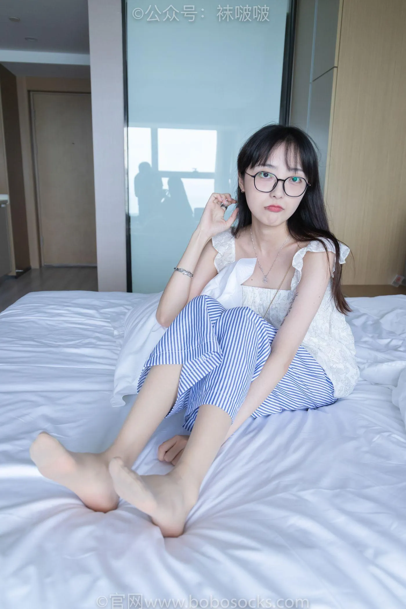 [BoBoSocks袜啵啵]NO.027 稚予- vans、白色棉袜、肉丝 [136P]插图